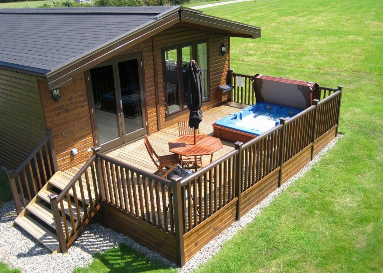 Wighill Manor Lodges Tadcaster Bagian luar foto
