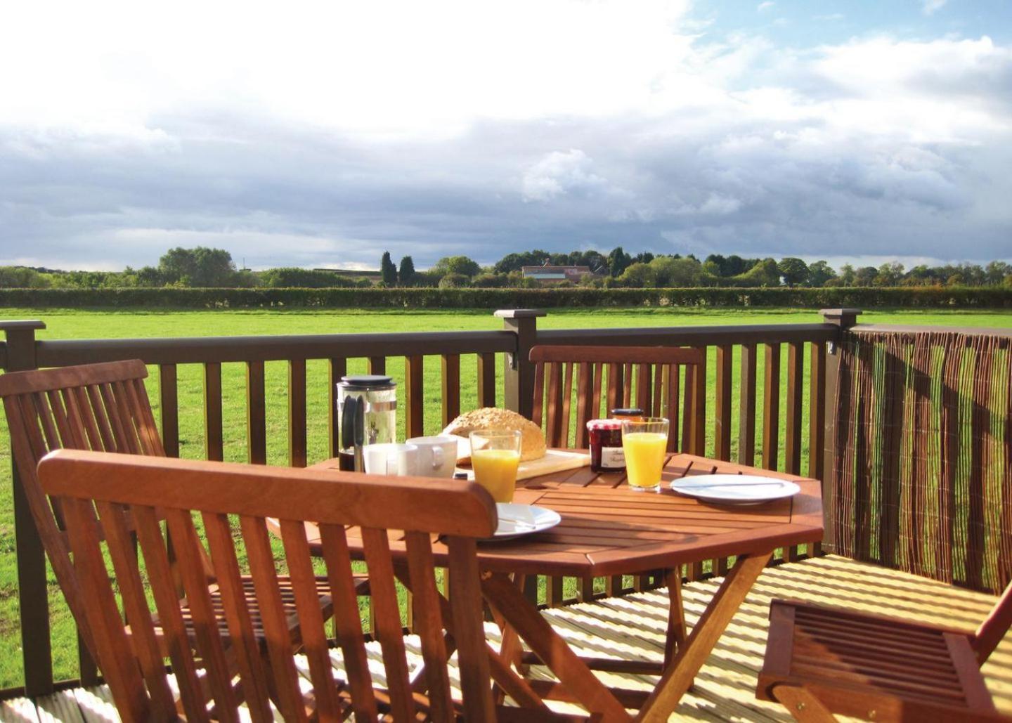 Wighill Manor Lodges Tadcaster Bagian luar foto