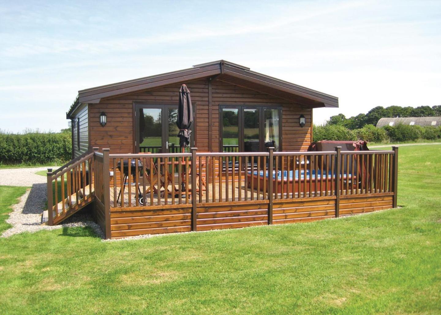 Wighill Manor Lodges Tadcaster Bagian luar foto